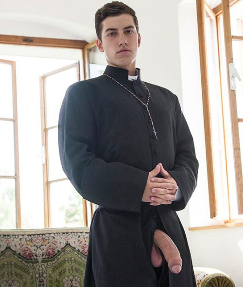 makingsatanblush:  islandboi2013:  drip-drip-drip-drip:  christ.    pleze suck my