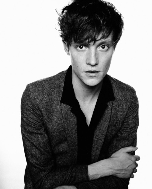 drownerrs: Matt Hitt by Pete Voelker