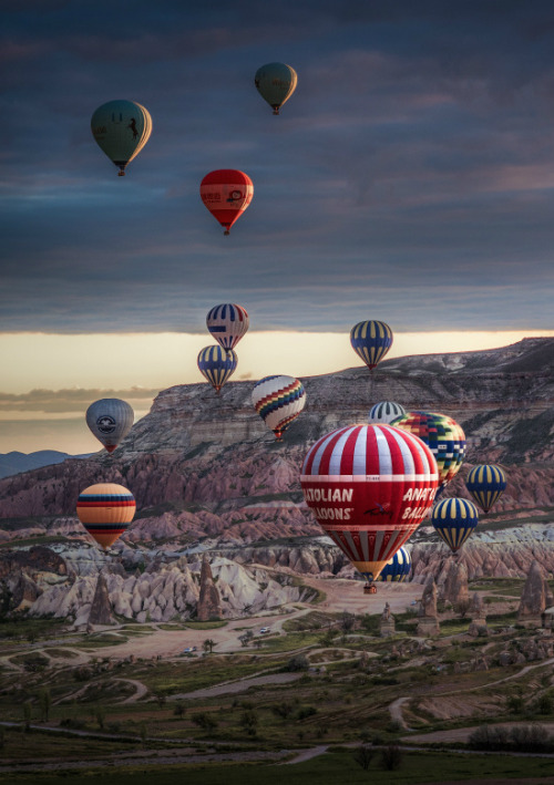 Porn renamonkalou:  Hot air ballons  ©  Veselin photos