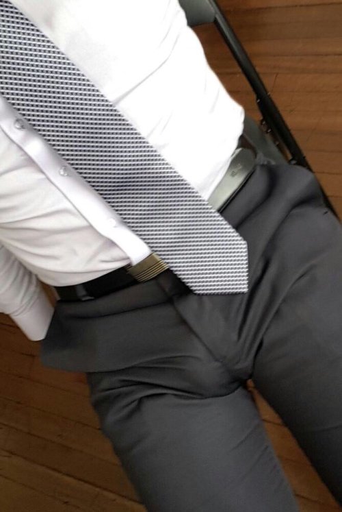 MenAtPlay