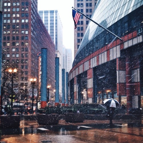 walking against the storm | #Chicago |