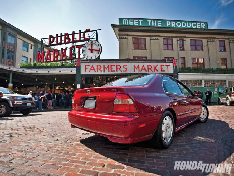 toyota-senpai:  redlinerevs:  Honda Accord Ex - “A Modern Day Wolf In Sheep’s