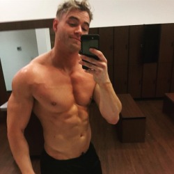 porno-gym:Connor aka Colin Hart- Corbin Fisher