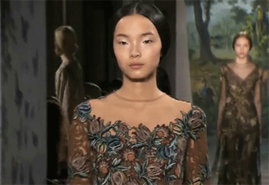 udali:   Ju Xiaowen at Valentino Spring/Summer 2014. 