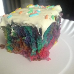 I make pretty cakes. ☺