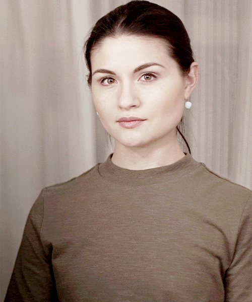 dailyphillipasoo:“I came to New York City at the age of 18 with two suitcases. At the time I didn’t 