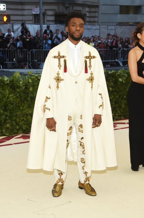 powexr:Chadwick Boseman at Met Gala 2018