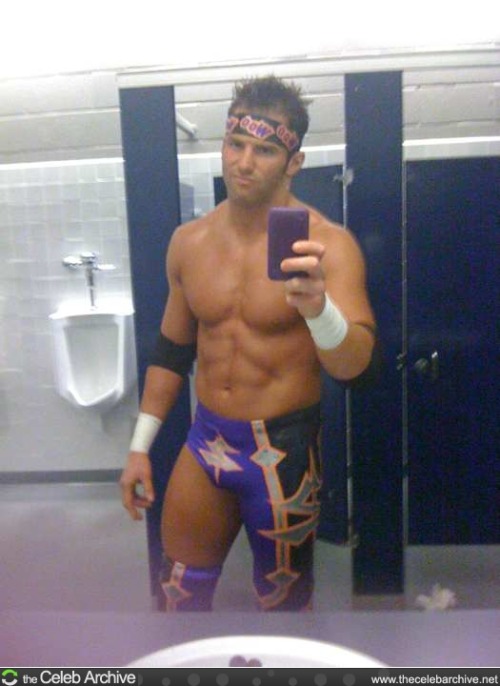 wweass:  Zack Ryder’s Selfies Appreciation adult photos