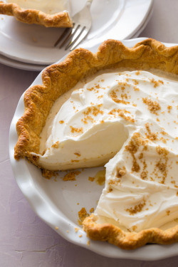 foodffs:  Maple Chiffon PieReally nice recipes.