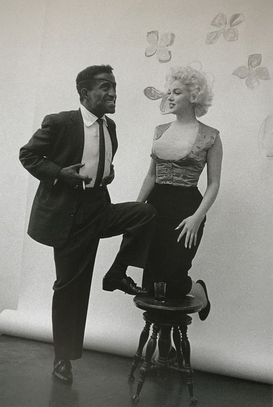 perfectlymarilynmonroe:  Marilyn Monroe and Sammy Davis Jr. photographed at Milton