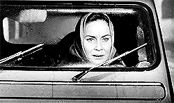 Les Yeux sans Visage  (1960)“I see horrible things. I’m living them!”