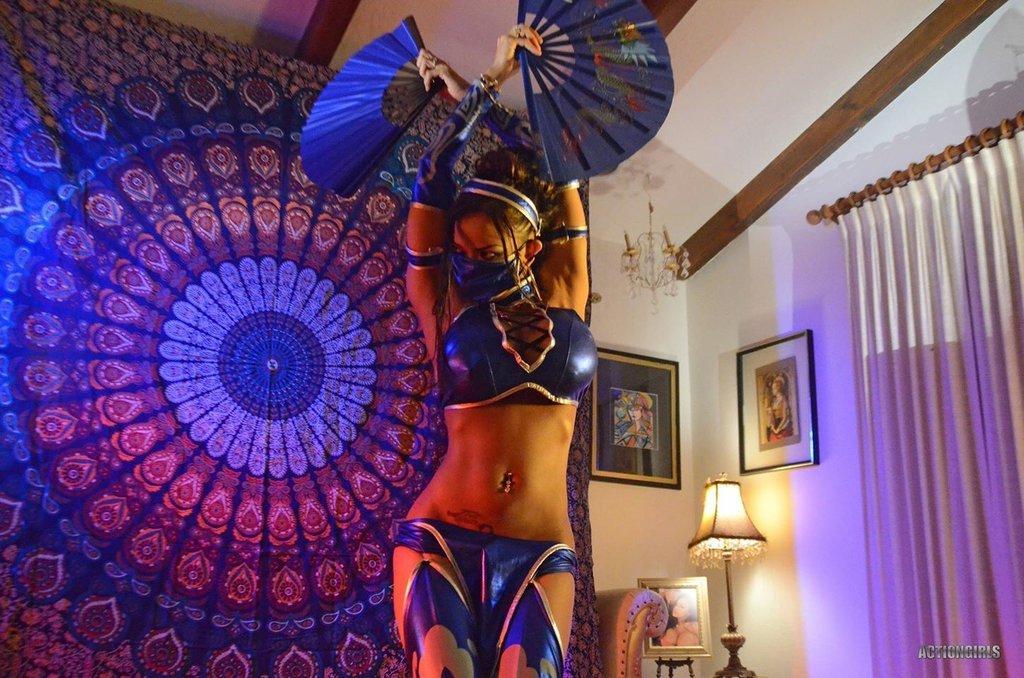 Armie Field kitana of mortal kombat cosplay by Armiefieldgoddess1 