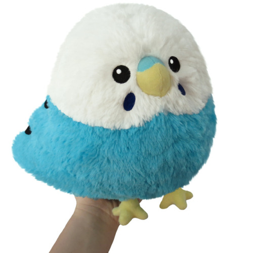 squishabledotcom: This lil’ bird can’t fly on his own since his feathers are made of squ