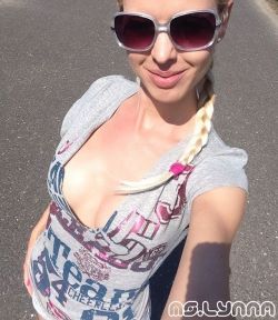 Lynnanilsson:  Summer, Where Are You? Lynna Nilsson Wants To Start Showing Her #Boobs