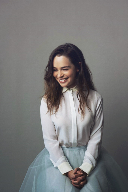 sylviagetyourheadouttheoven: Emilia Clarke - The Observer - October 2013