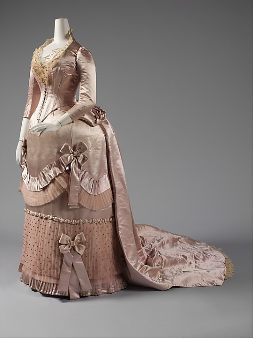 Court Presentation Gown by Charles Frederick WorthFrance, 1888Met MuseumNote the change of bodice be