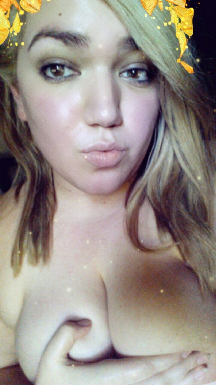 6969hispanicpanic:  dallasgod:  girlfromtx210:  Reblog if you want to fuck me  Sure