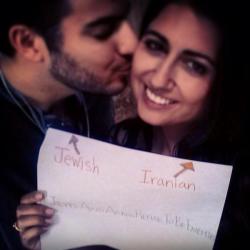 jedavu:  Jewish And Arab People Posing Together