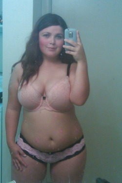 fat-teenagers:  Name: Tanya Looking: Pics