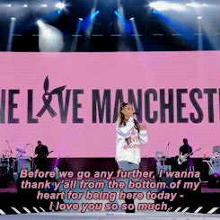 killiamkween: Ariana Grande took a moment between sets to talk to the crowd in Manchester at the “One Love Manchester” benefit concert &amp; thanked them for being so unified &amp; strong ♡♡♡