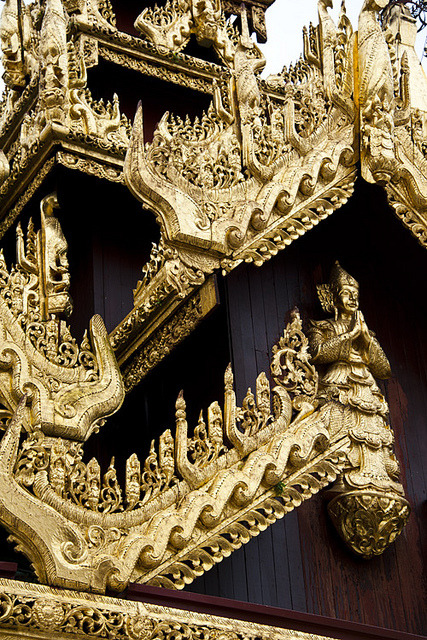 thetreesthatsing:  Burma (Myanmar) by bsmethers on Flickr. 