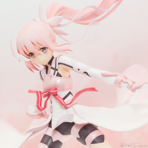 nendoroidoftheday:Today’s scale figure of the day is:Alter’s 1/8 Yuki Yuna from結城友奈は勇者である / Yuki Yun