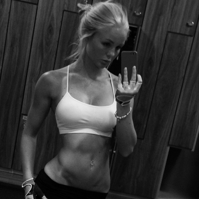 pump-and-burn:  Alexandra Bring