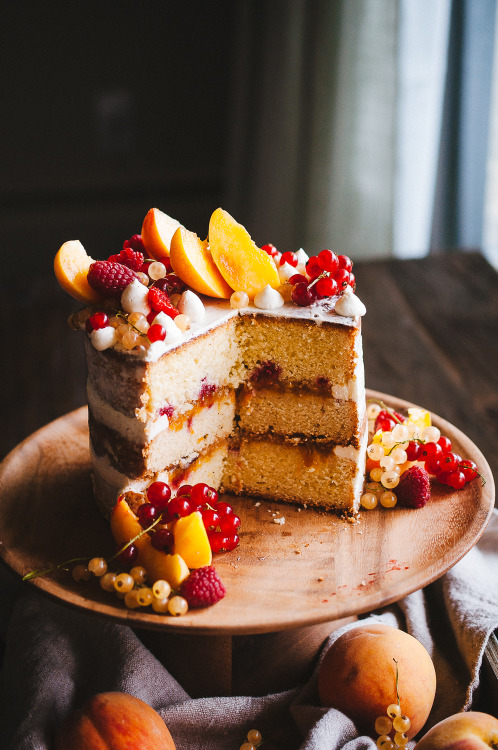 sweetoothgirl:    Peach, Raspberry, and Brown Butter Cake   