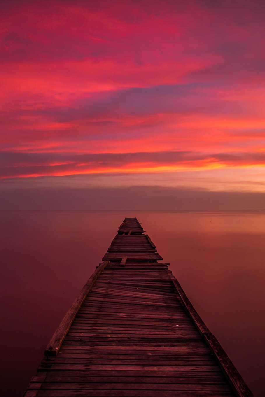 ponderation:  Golden Red Sunset by AlexGcs 