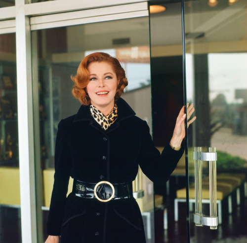  Eleanor Parker in Bracken’s World (TV Series 1969–1970) 