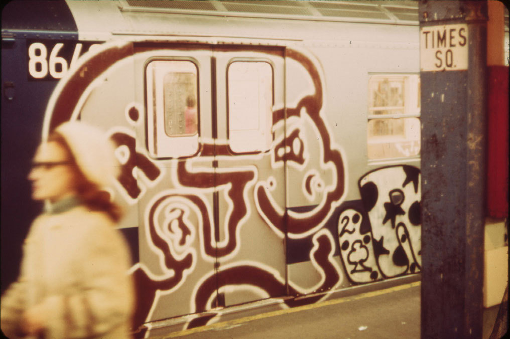 timessquareblue:  Times Square Subway Station, 1973 Photo by Erik Calonius