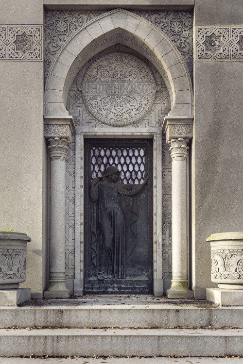 Metairie Cemetery in New Orleans (my favorite)