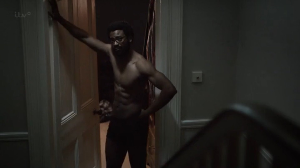 lovemeuntilyourheartbursts:  Nicholas Pinnock Hmmm….Accidental Uk Cutie from Ice