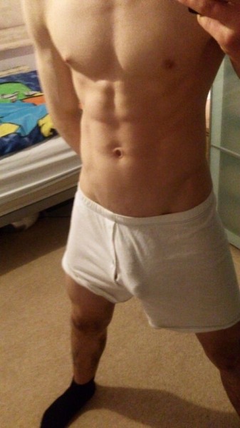 twinkhuge:  twinks with big dicks 
