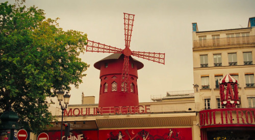 plsingly: Stills from Midnight in Paris by Woody Allen