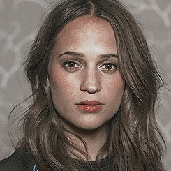 Alicia Vikander Finland