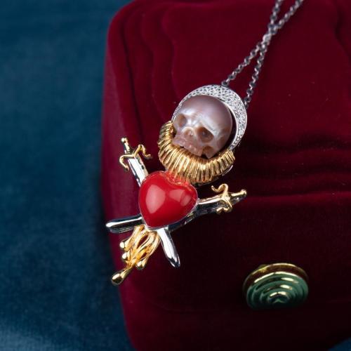 figdays:    skull carved pearl jewellery // VermeerJewelryx // x // x // x   x //