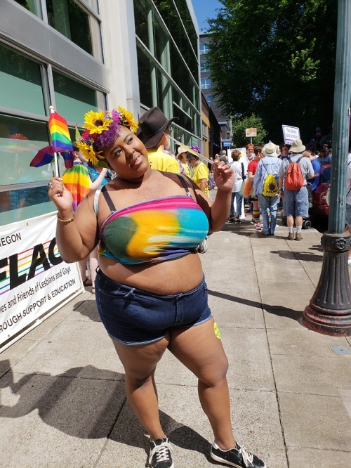 younghades:Happy Pride yall! Showed more skin than I’m used to and it was a great experience! 