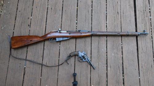 yeoldegunporn:  Mosin Nagant M91/30Nagant M1895