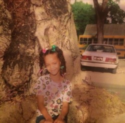 Rihannainfinity: @Badgalriri: Fla$H Back. Lil’ I$Land Ting. 