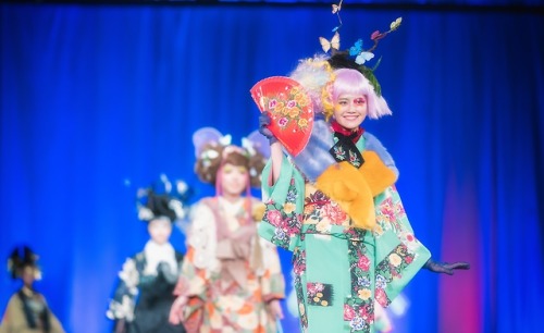 Kimono Show at Anime North 2019: Princesses in Virtual Worlds Models: (Photo1) Daphne Peng, (Photo 2