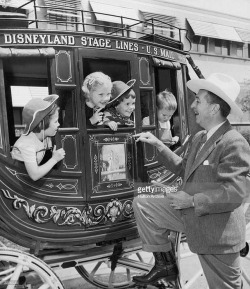 walt-at-disneyland:  Disneyland Stage Line in a 1954 sneak preview at the Disney Studios lot.  #waltdisney #disney #vintagedisneyland #disneyland #walt #stagecoach #frontierland #western  (at Disneyland) 