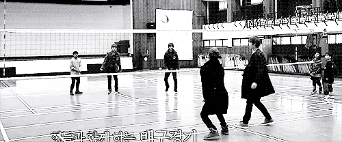 bap-in-motion:Yongguk playing volleyball…