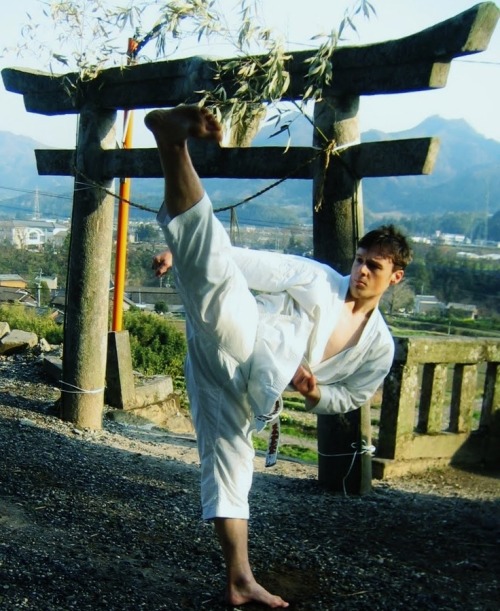 Sensei Andre Bertel trainingFor more Karate articles make sure to checkout my website www.shotokanka