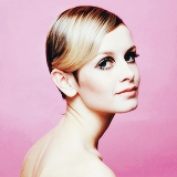 vintagegal:  Twiggy c. 1966 