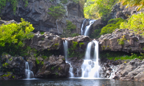 Seven Sacred Pools exploring…