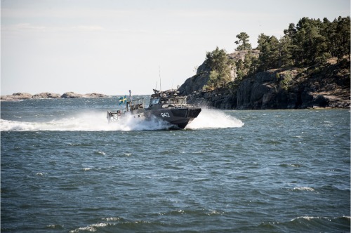 militaryarmament:Swedish, Finnish and U.S Marines cooperating during the large scale international exercise BALTOPS 2016. 10 June, 2016.