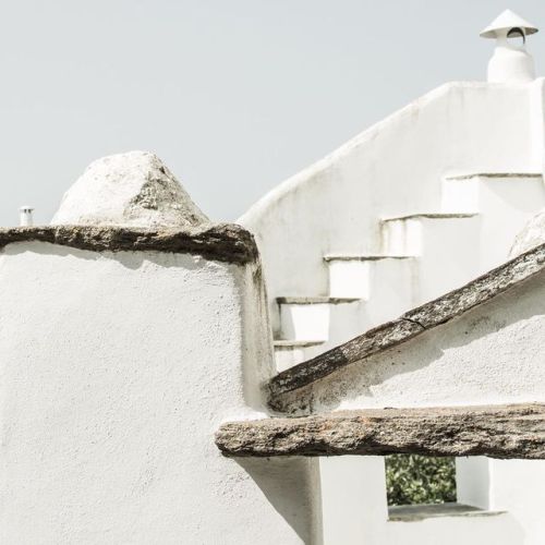 L A Y E R S . #tinos #tinosme #mytinos #tinoscyclades #blackandwhitephotography #forms #imisstheisla