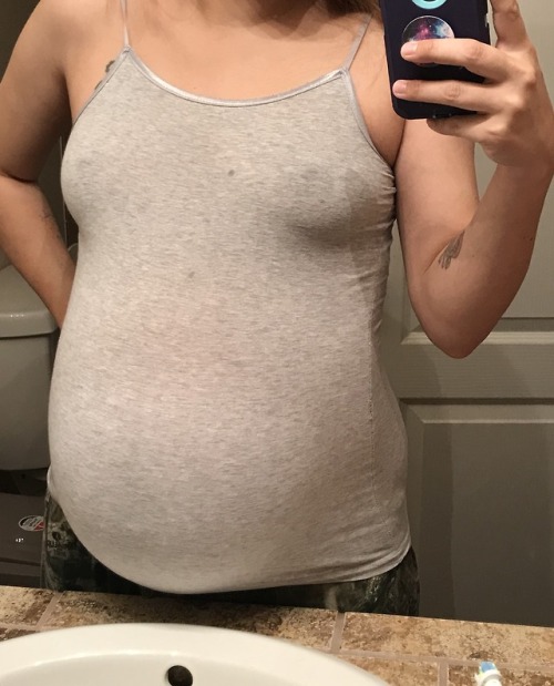 mamamace77:Getting bigger and bigger. Clothes don’t fit me as well anymore ‍♀️