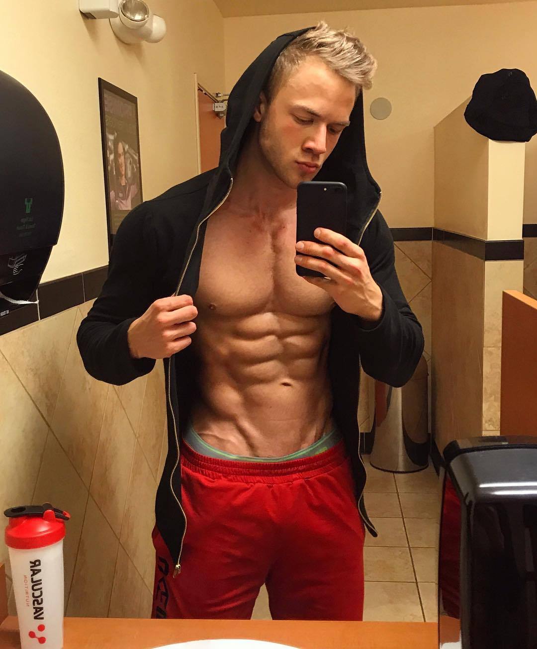   Attila Toth @Attila  